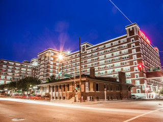 South Side on Lamar