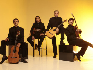 Quaternaglia Guitar Quartet