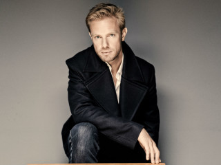 Andrew von Oeyen