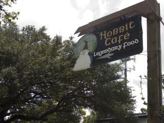 Places-Eat-Hobbit Cafe-exterior-1