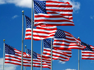 News_American_flags_blue sky_flag poles