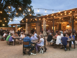 Contigo beer garden