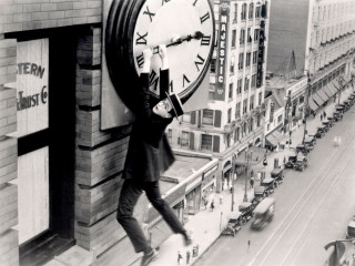 Harold Lloyd in Safety Last