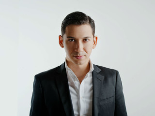 Alejandro Vela