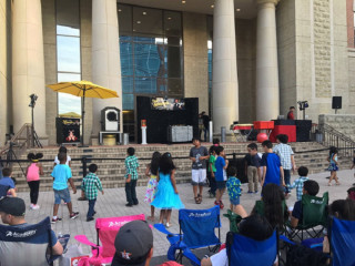 Magic in the Plaza