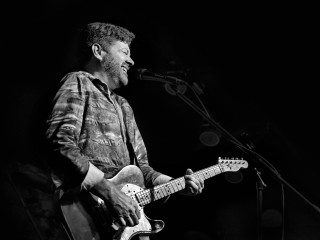 Tab Benoit
