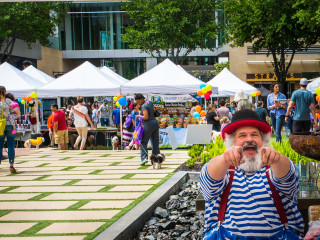 Houston PetTalk Magazine presents Doggy Party on the Plaza