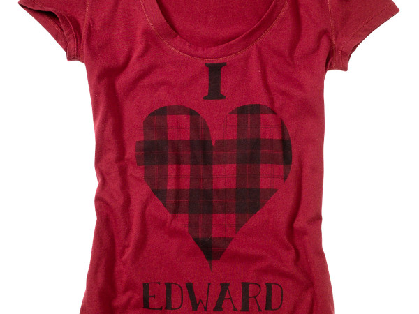 News_Heather Staible_retail therapy_Twilight_T-shirt_red
