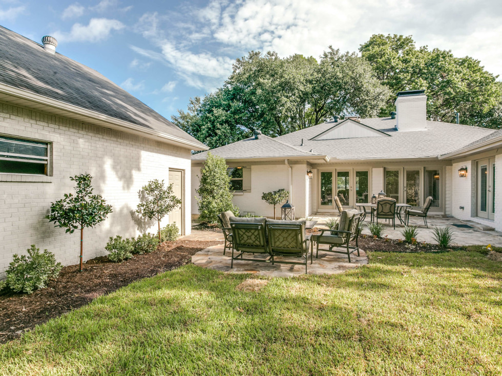 3930 Northaven
