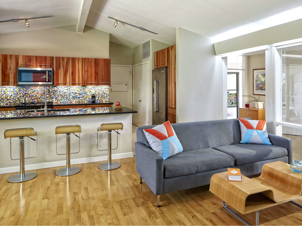 2016 Modern Mile Homes Tour