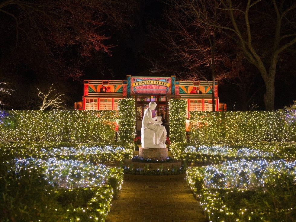 Bayou Bend Goes Holiday Crazy With "Christmas Village" Extravaganza - Culturemap Houston