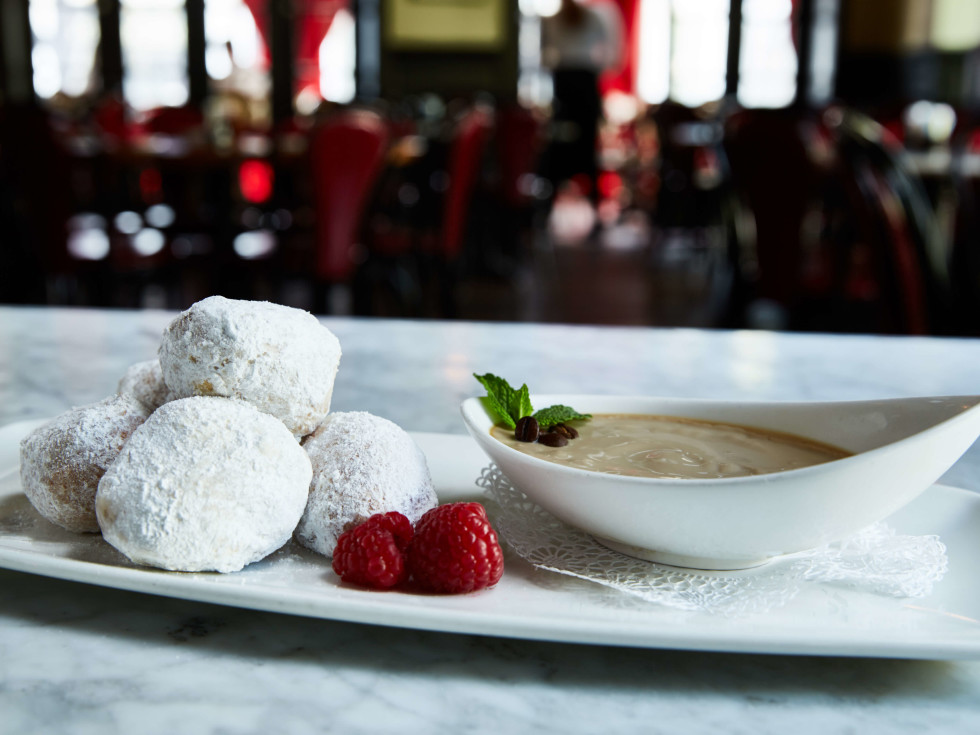 Toulouse Cafe and Bar beignets