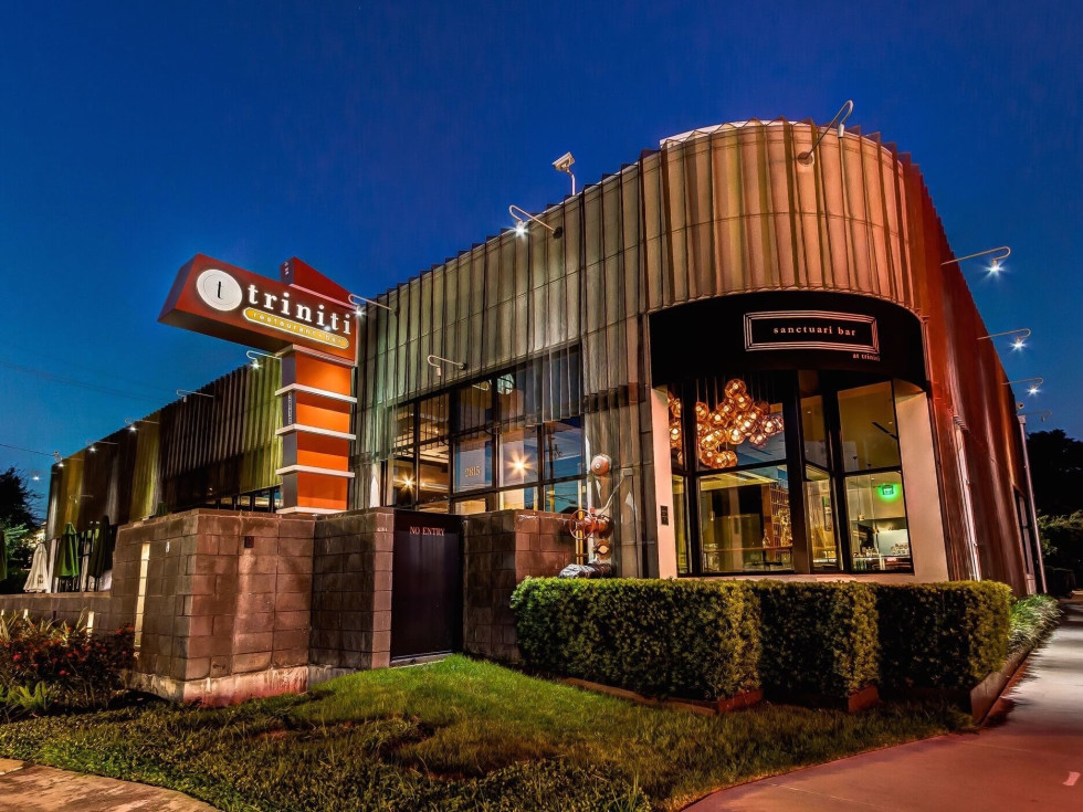 Triniti exterior