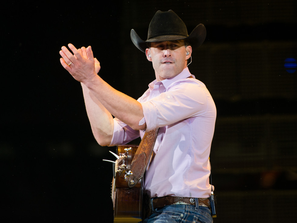 Aaron Watson at RodeoHouston opener 2017