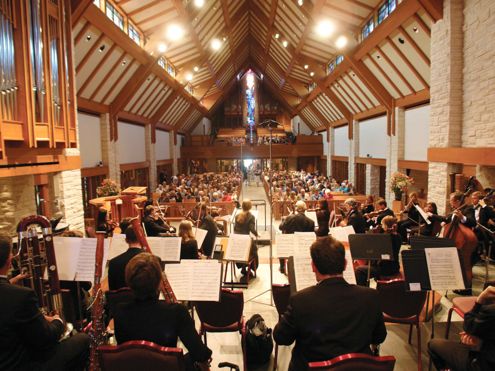 News_Sarah_No Reservations_River Oaks Chamber Orchestra_in concert