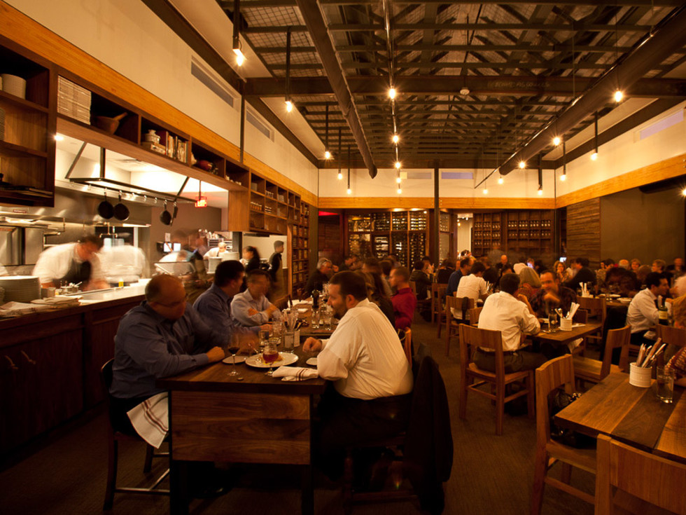 News_Underbelly_interior