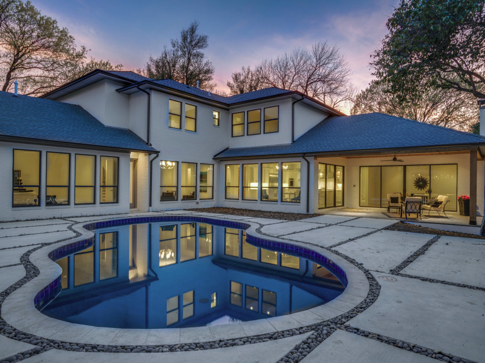 It's easy to fall in love with this Dallas home that has it all