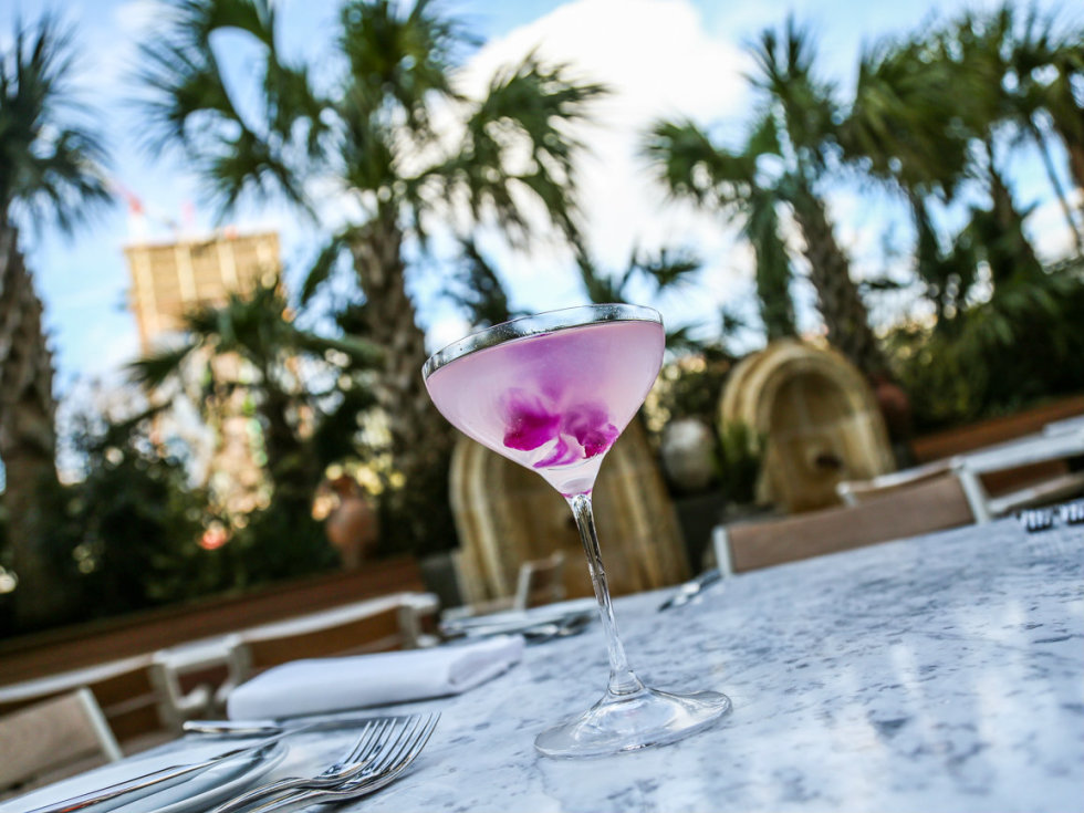 Dolce Riviera Cosmopolitan Bianco cocktail