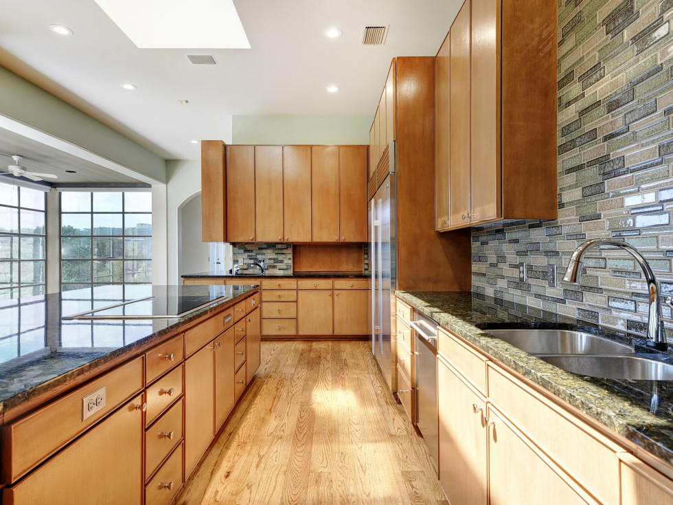 2518 El Greco Cove Austin house for sale kitchen