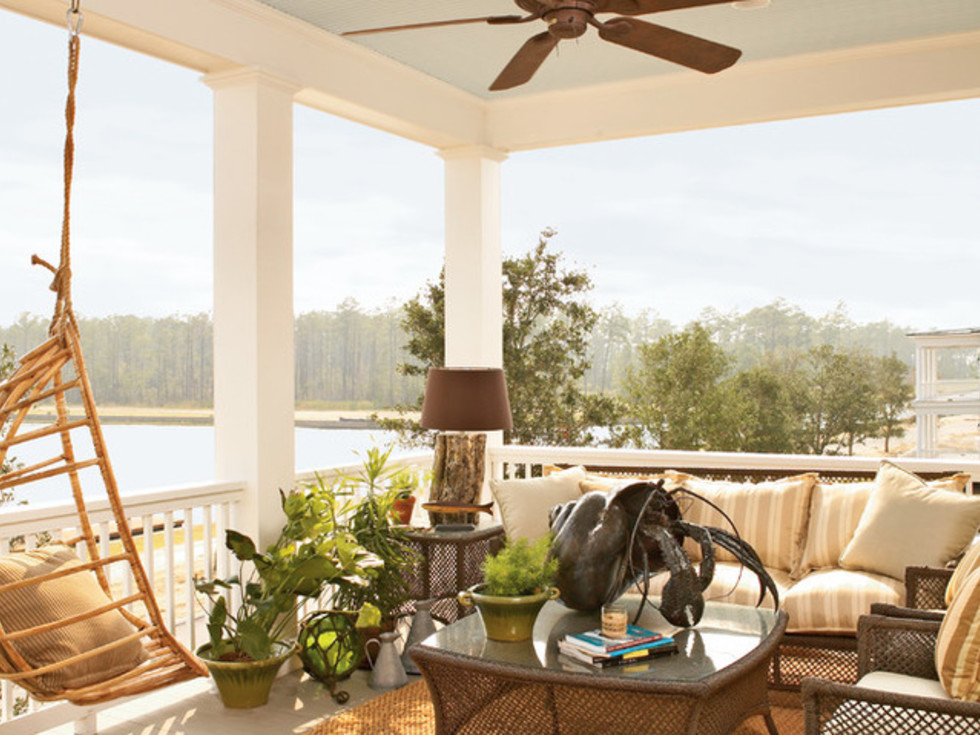 Beach-style deck