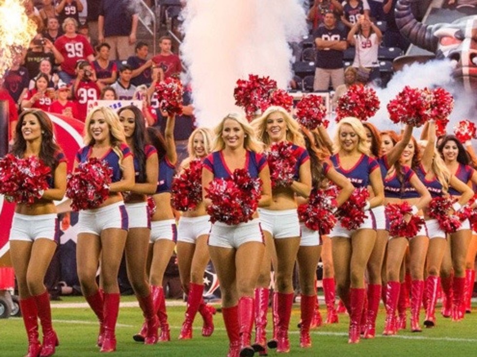 Houston Texans cheerleader shares secrets for staying fit and playlist