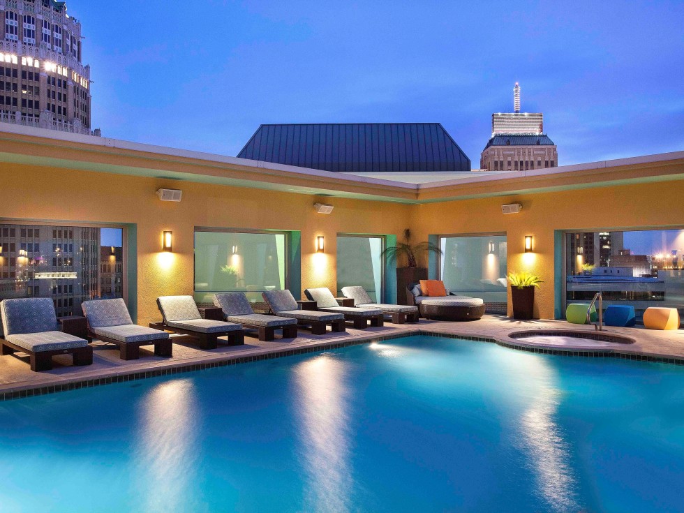 Hotel Contessa San Antonio pool