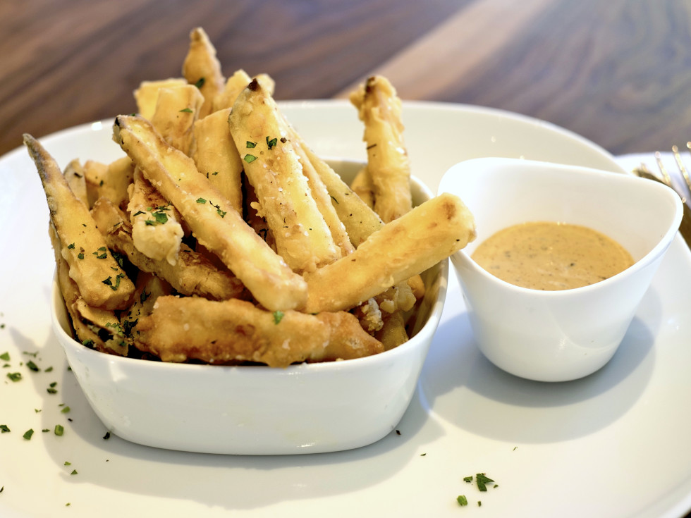 The perfect snack Five creative deepfried fries — minus the spuds