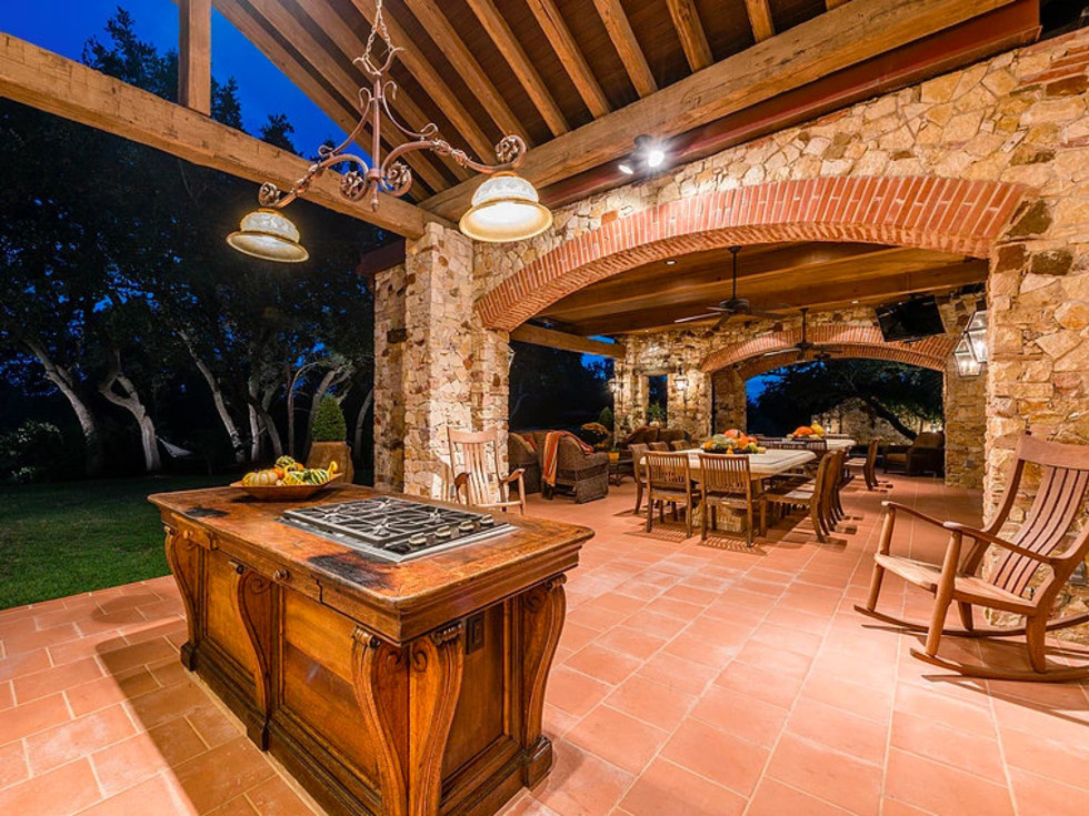 Mandola's estate in Austin outside kitchen