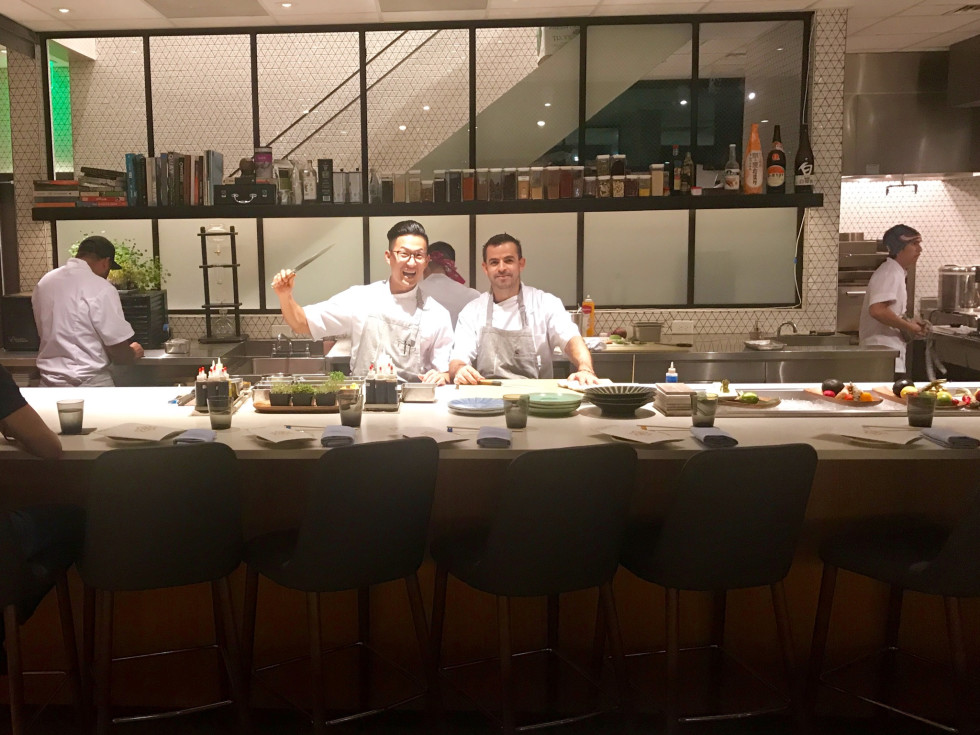 Aqui raw bar