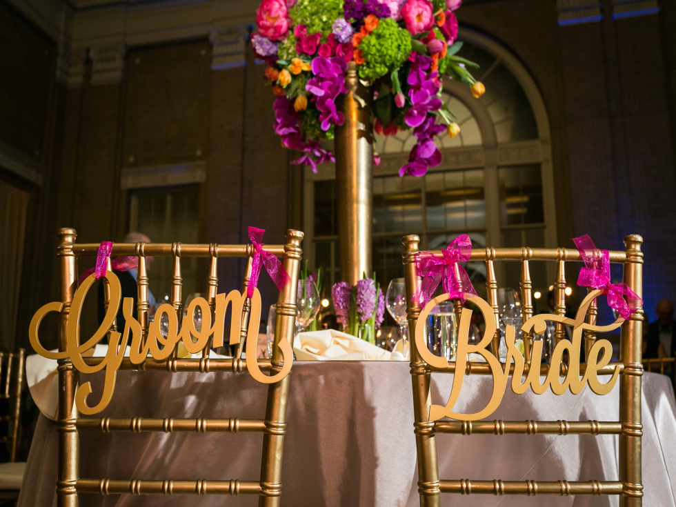 Monica Kitt Wedding, chairs
