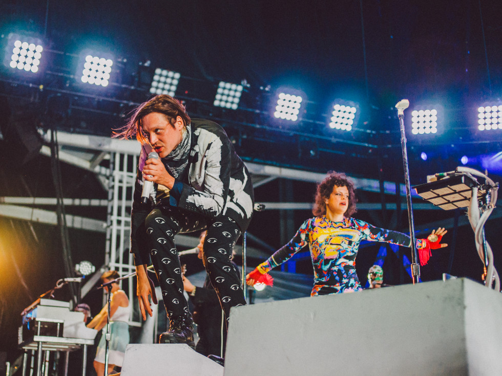 Before closing Coachella, Arcade Fire brings the bobble to Austin