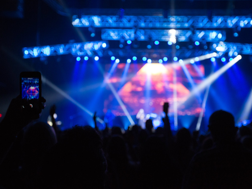 Live music concert