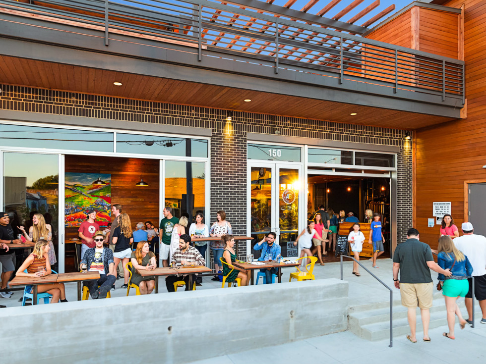 AquaBrew Brewery & Beer Garden in San Marcos