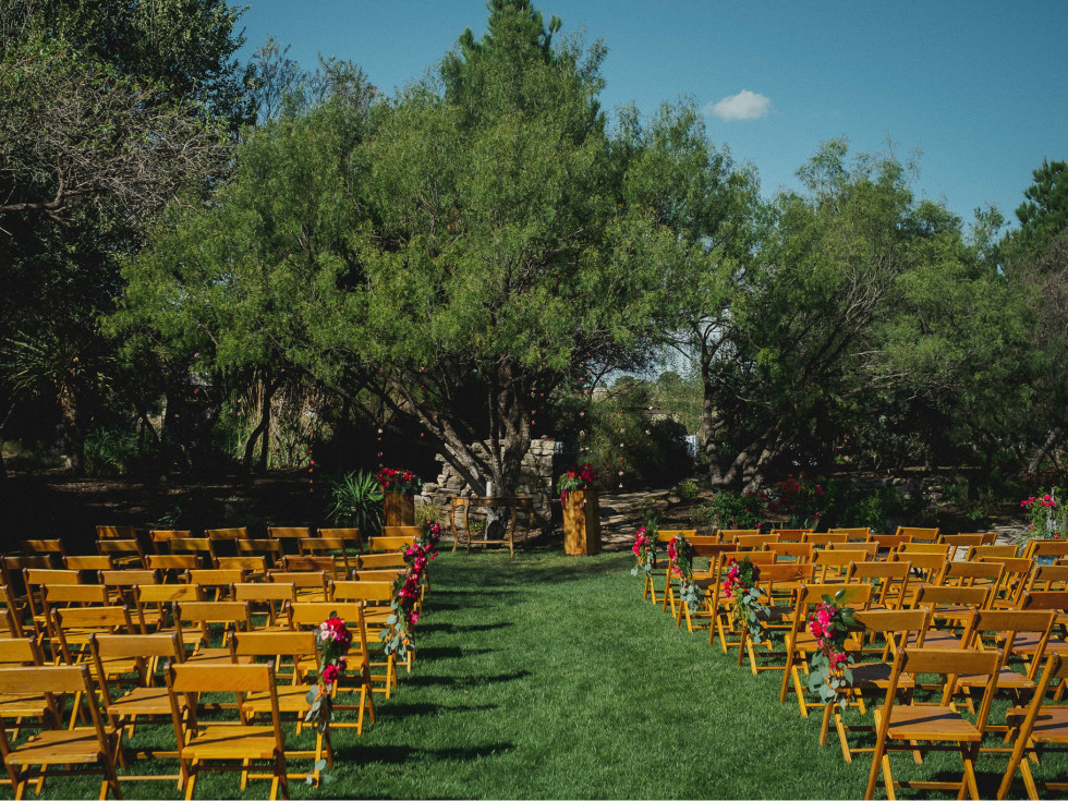 Charlotte English and Kyle Muennink west texas wedding