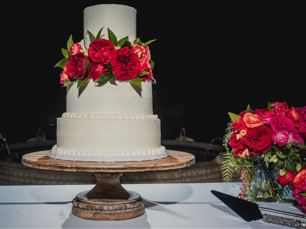 Charlotte English and Kyle Muennink west texas wedding