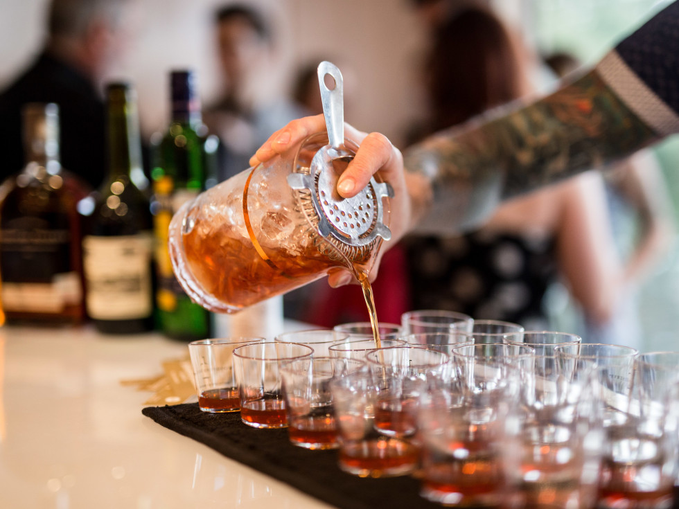 Straining cocktail Tastemaker Awards