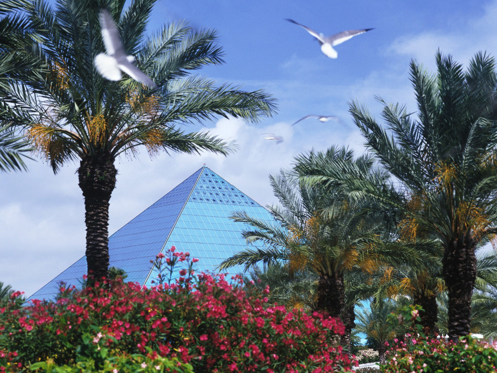 News_Galveston_Moody Gardens_Pyramid