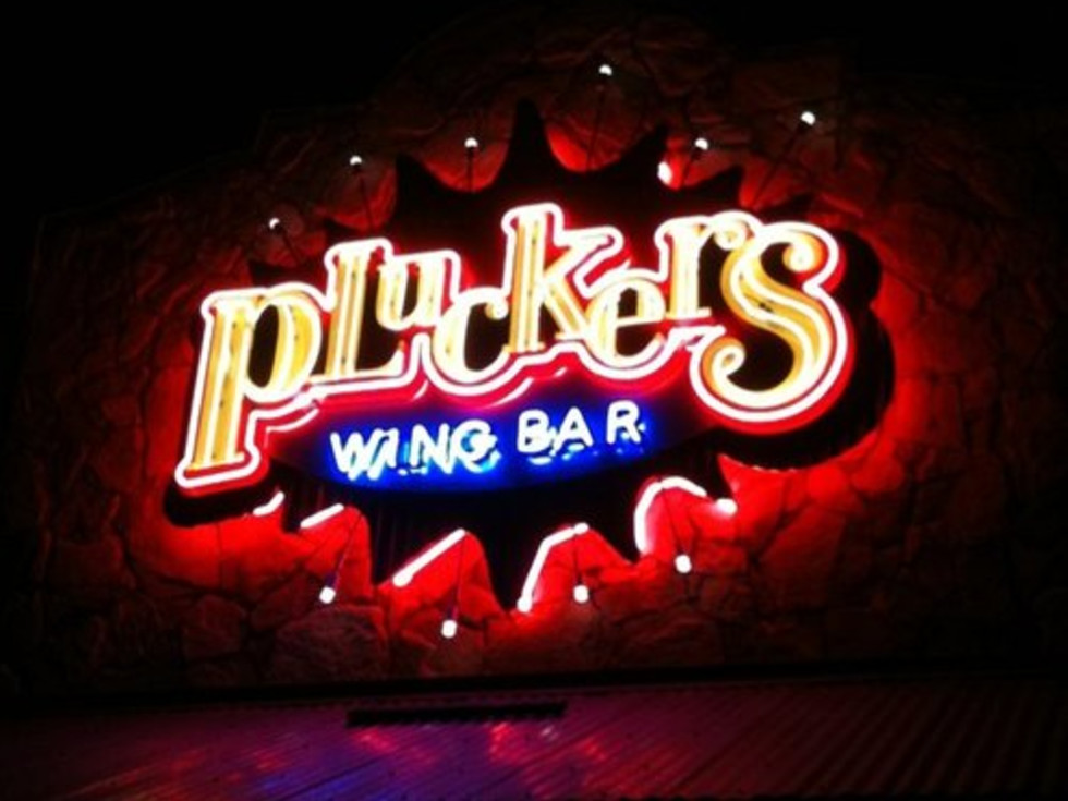 Austin Photo: Places_food_pluckers_sign