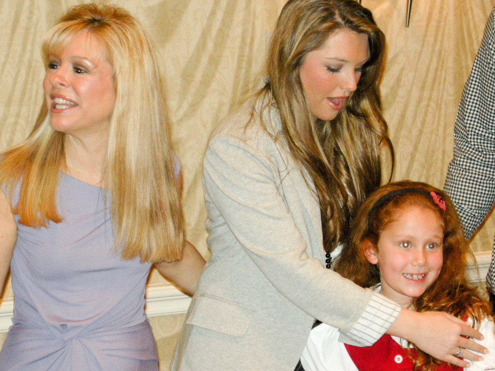 News_Blind Side luncheon_March 2010_Leigh Anne Tuohy_Collins Tuohy_Louisa Sarofim