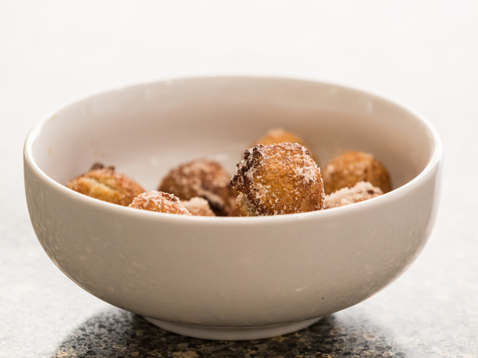 Doughnut holes