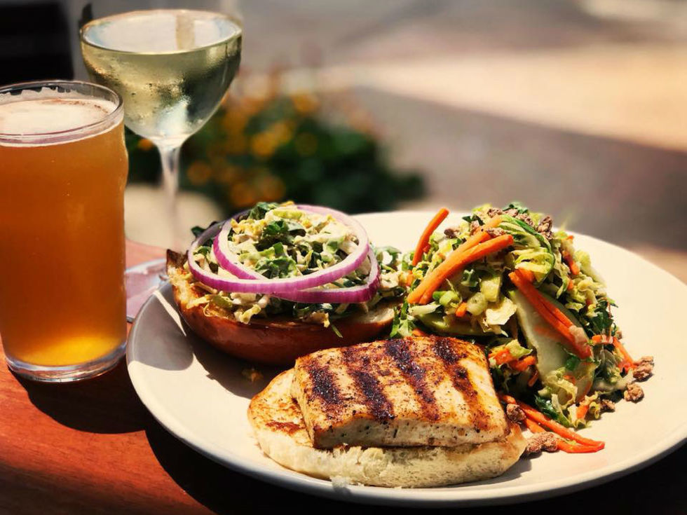 Favorite Fort Worth tavern lends Texas twang to Las Colinas plaza