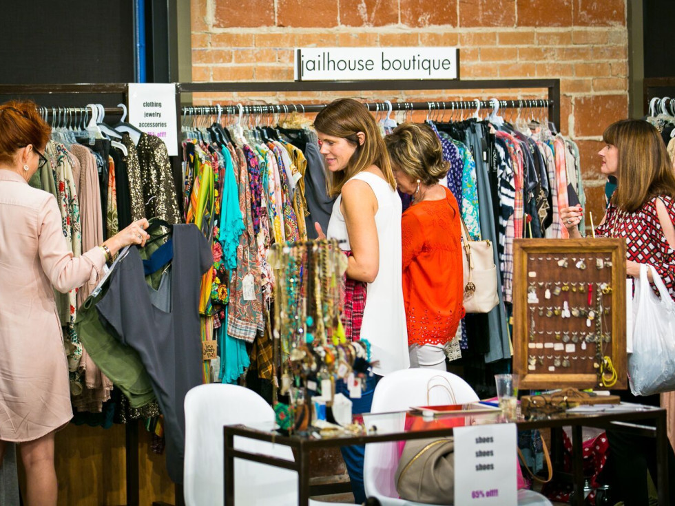 FIG Finale VIP shopping event