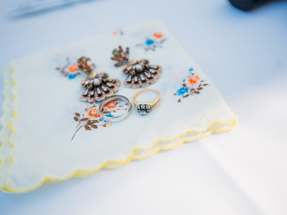 Alysa Thornely Matthew Reininger wedding
