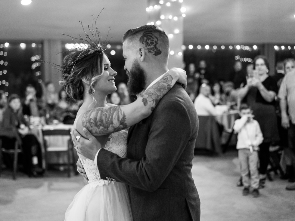 Alysa Thornely Matthew Reininger wedding