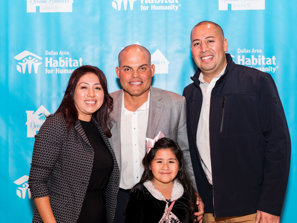Pudge Rodriguez and a Habitat Heroes family