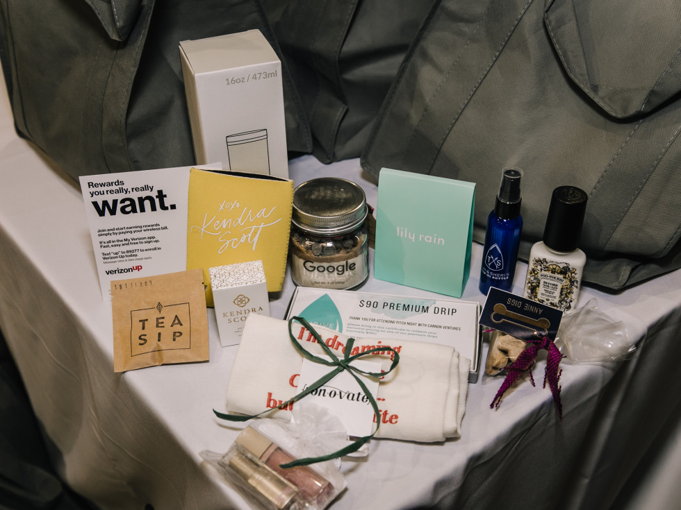 Houston Pop-Up Shop Verizon gift bags
