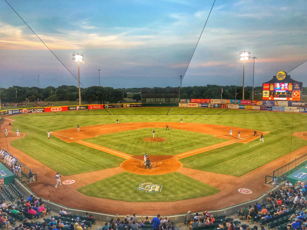 San Antonio team on mission to find new employees for season