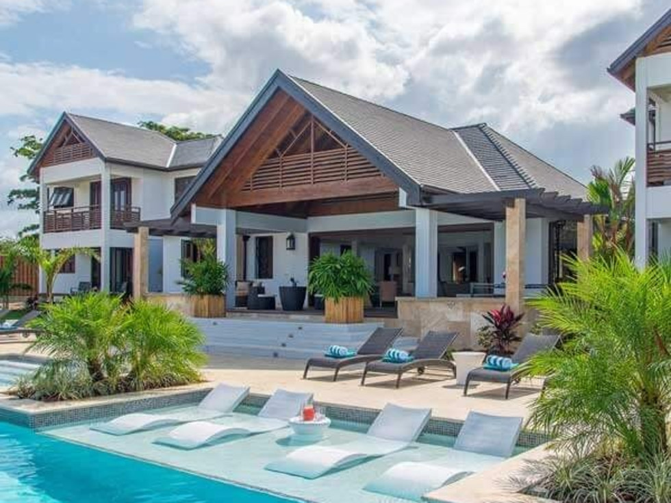 In-pool lounge chairs