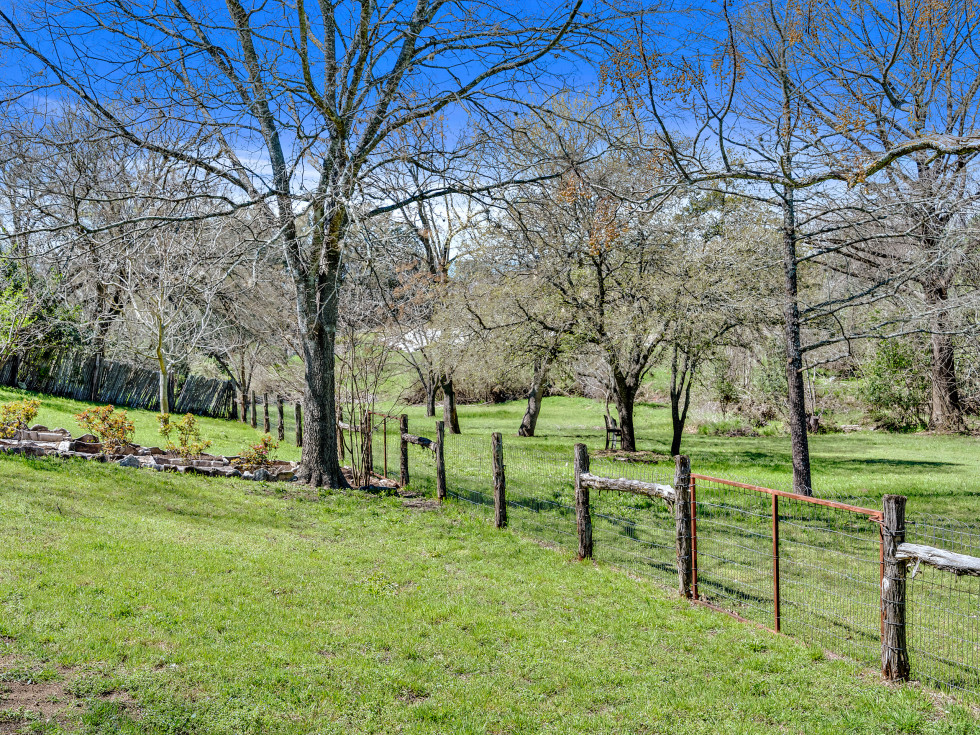 AUS_411 East Creek