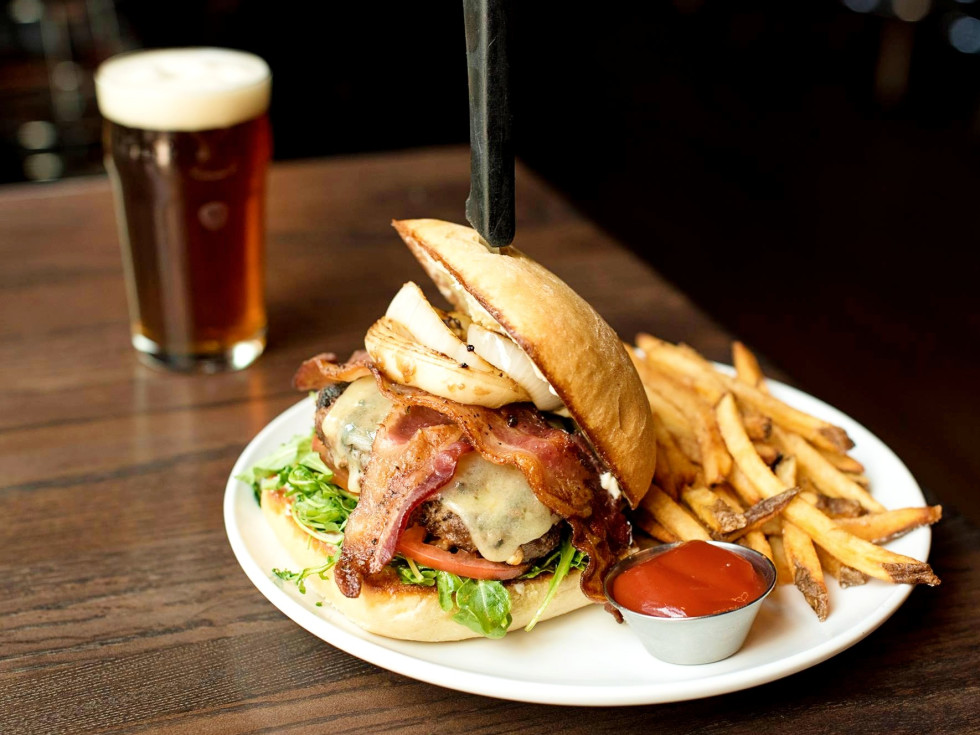 Thirsty Lion burger